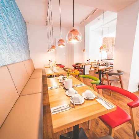 & Restaurant Via Mitte 3* Leipzig