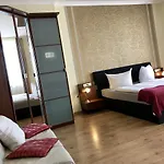 Hotel & Restaurant Via City Leipzig Mitte 3* Leipzig