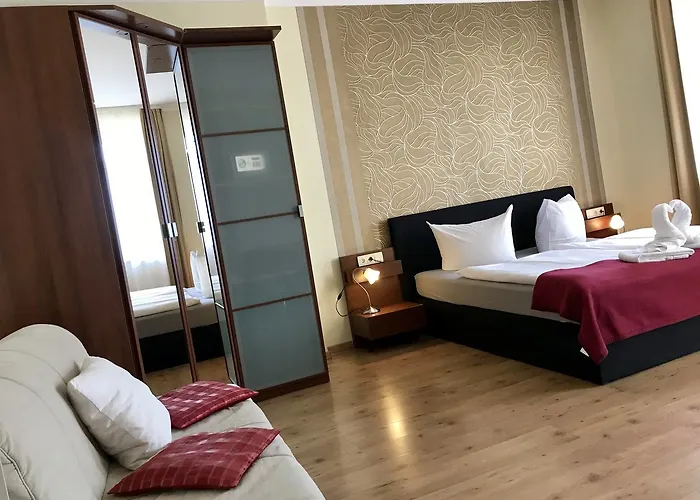 Hotel&Restaurant Via City Leipzig Mitte 3* Lipsia